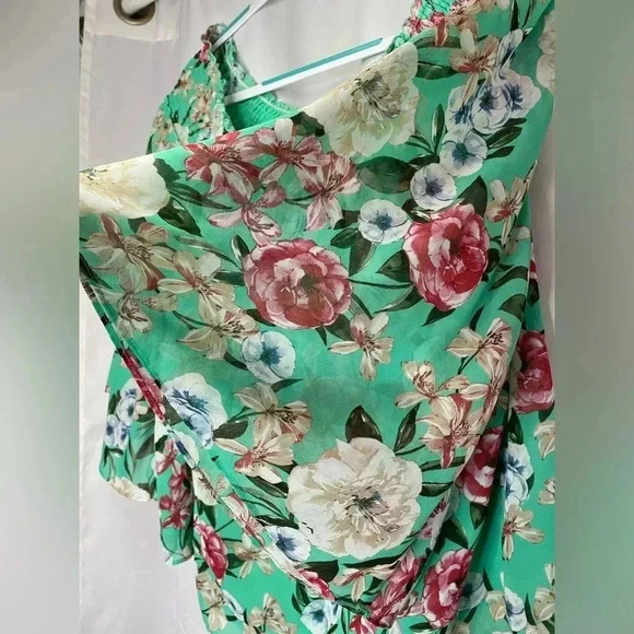 I.N.C. International Concepts top - Picture 2 of 4